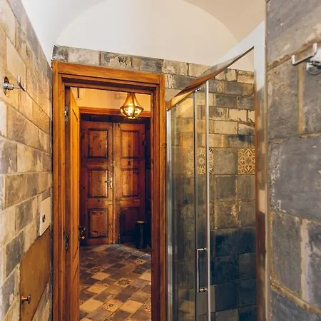 Aquila D'oro Guest house